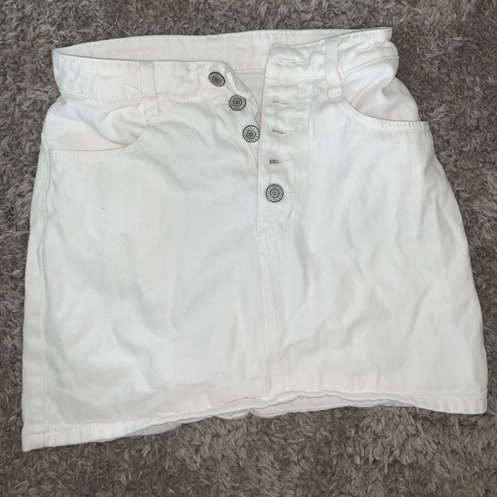 White denim brandy melville skirt